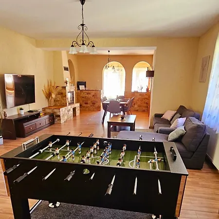 Forest Luxury Apartment Doroghaza